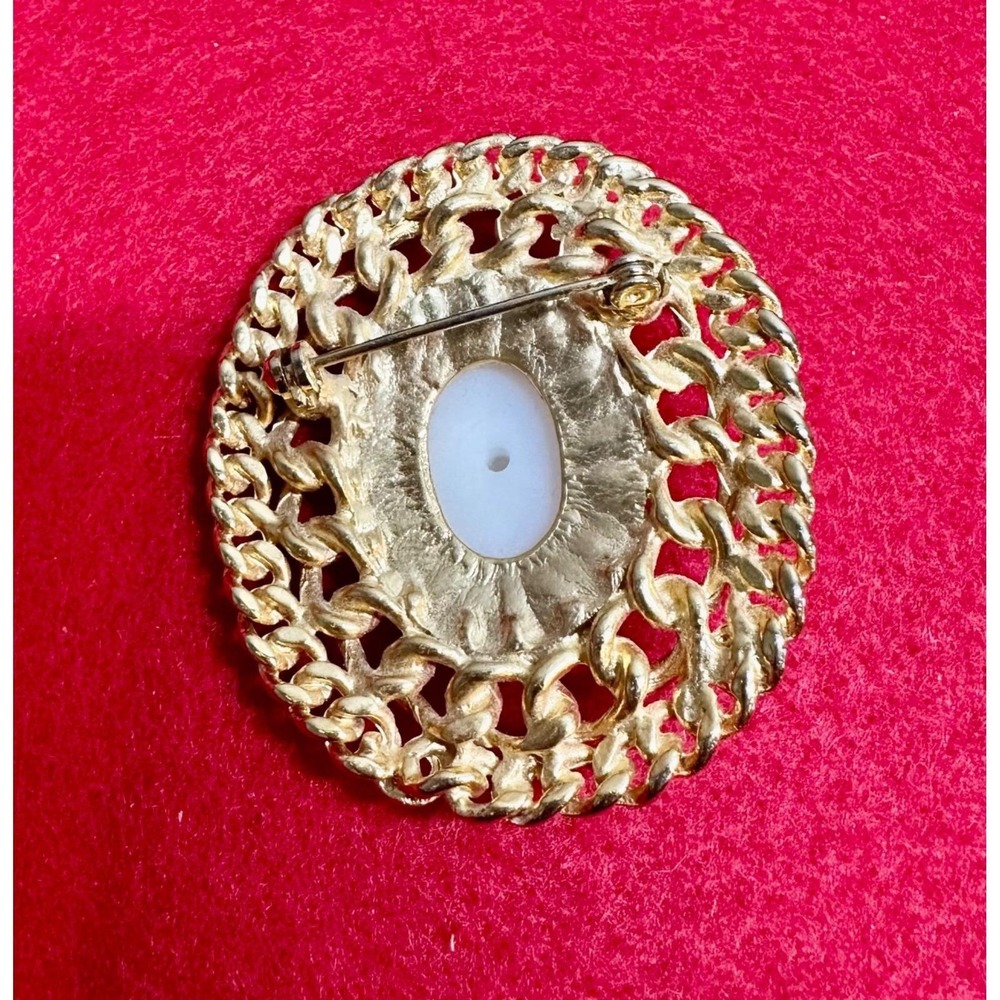 Vintage Brooch Lot 3 Pc Faux Pearl Red Cabochon Crown Pin Jewelry - Picture 14 of 14
